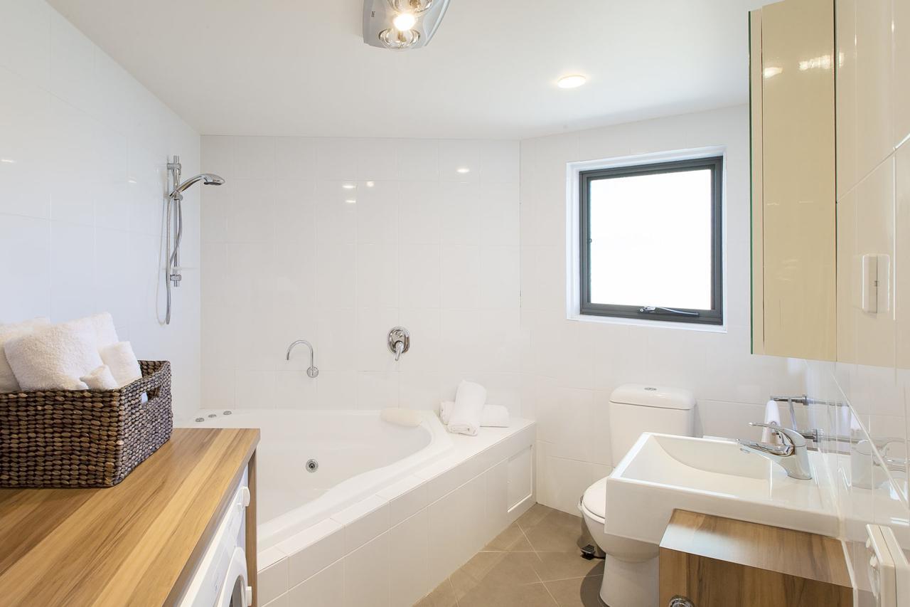 Northview 2 - Modern 2Br Townhouse L Lake View L Central Location L Spa Bath L Wifi Джиндабайн Екстериор снимка